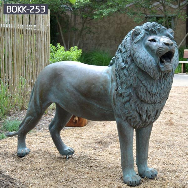 Life size antique metal sculpture standing roaring lion lawn ornaments