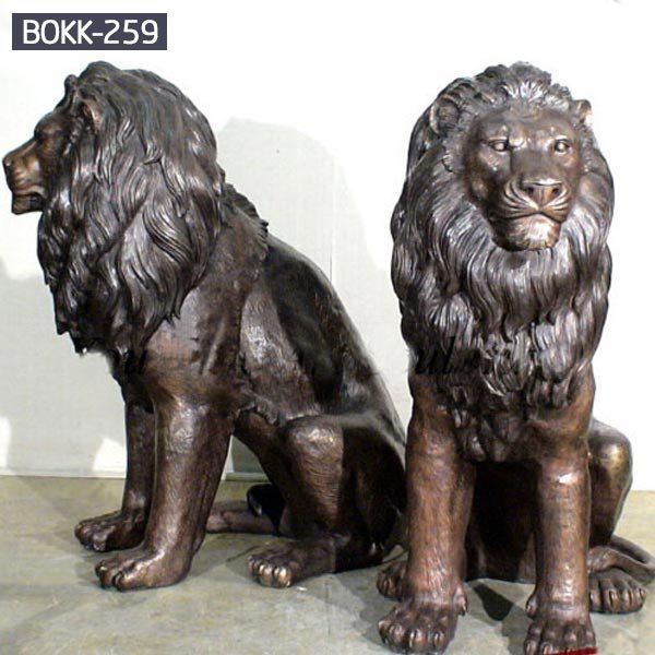 Pair of life size bronze lion statue outdoor house